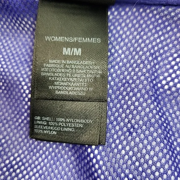 North Face Women's HyVent Purple Jacket Medium Hooded Windbreaker - Picture 7 of 8